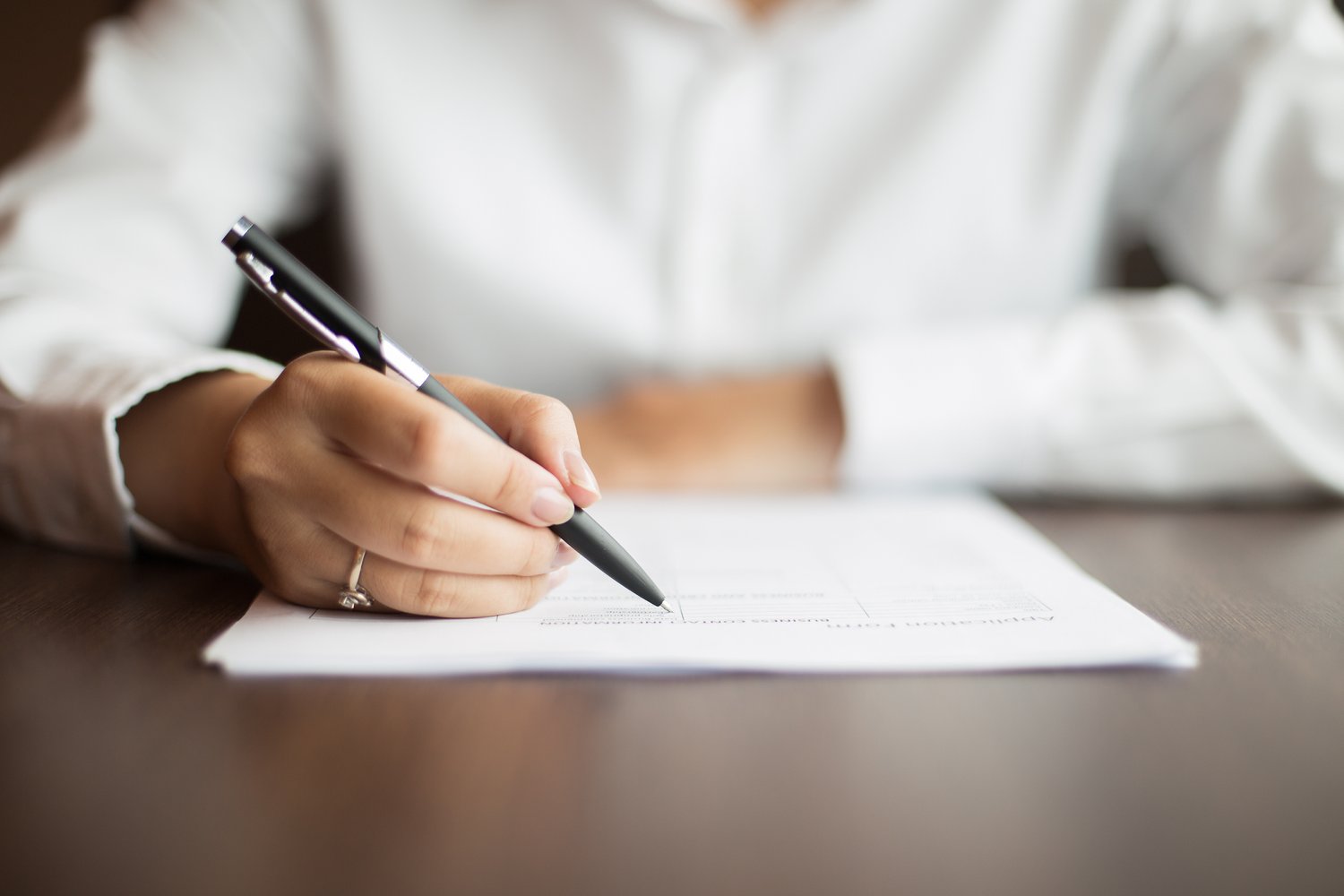 elaboração e análise de contratos imobiliários